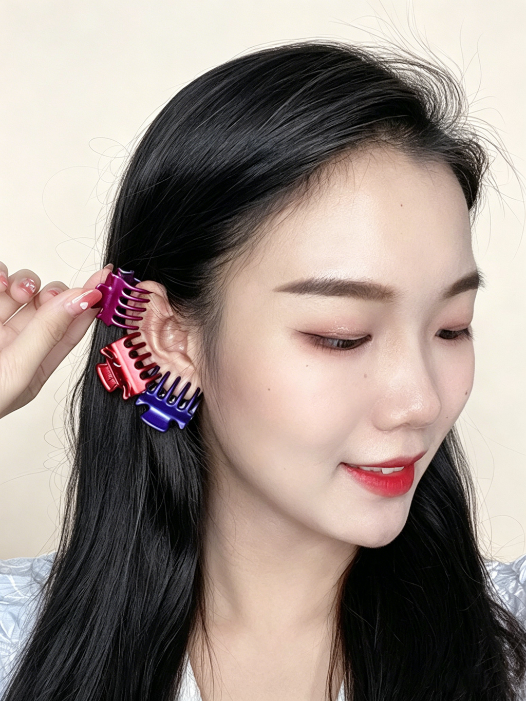 Instant Jawline Lifting & De-Puffing Ear Clips