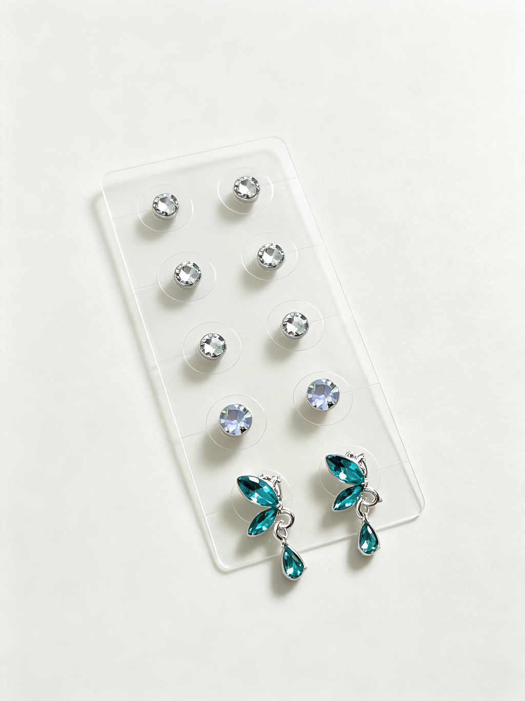 Crystal Butterfly Ear Patches (10 patches each box)