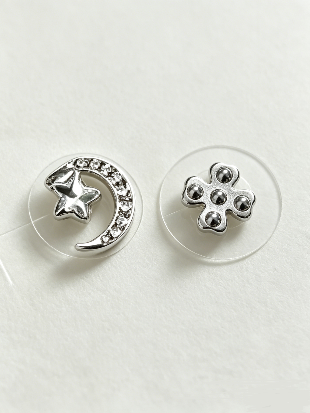 Cosmic Moon Ear Patches (10 patches each box)